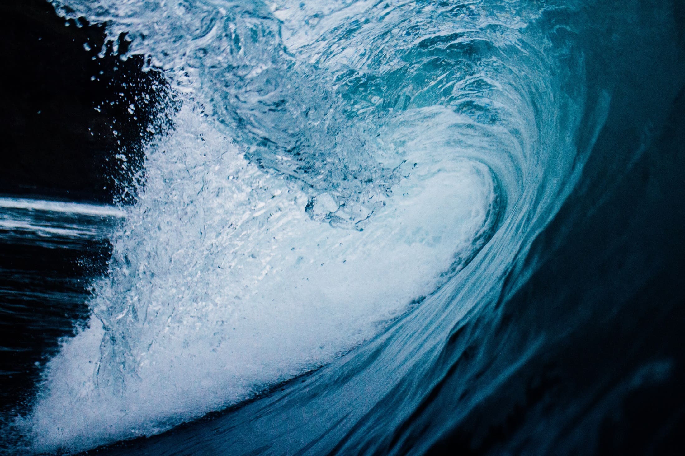 tim-marshall-uanoYn1AmPs-unsplash_rectangle