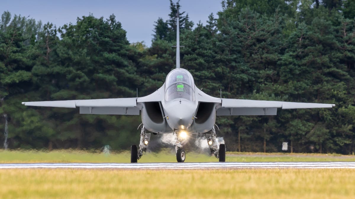 Jet fighter awaiting take off 2024 NCSI Winter Germany Series and Passive Optical Networking